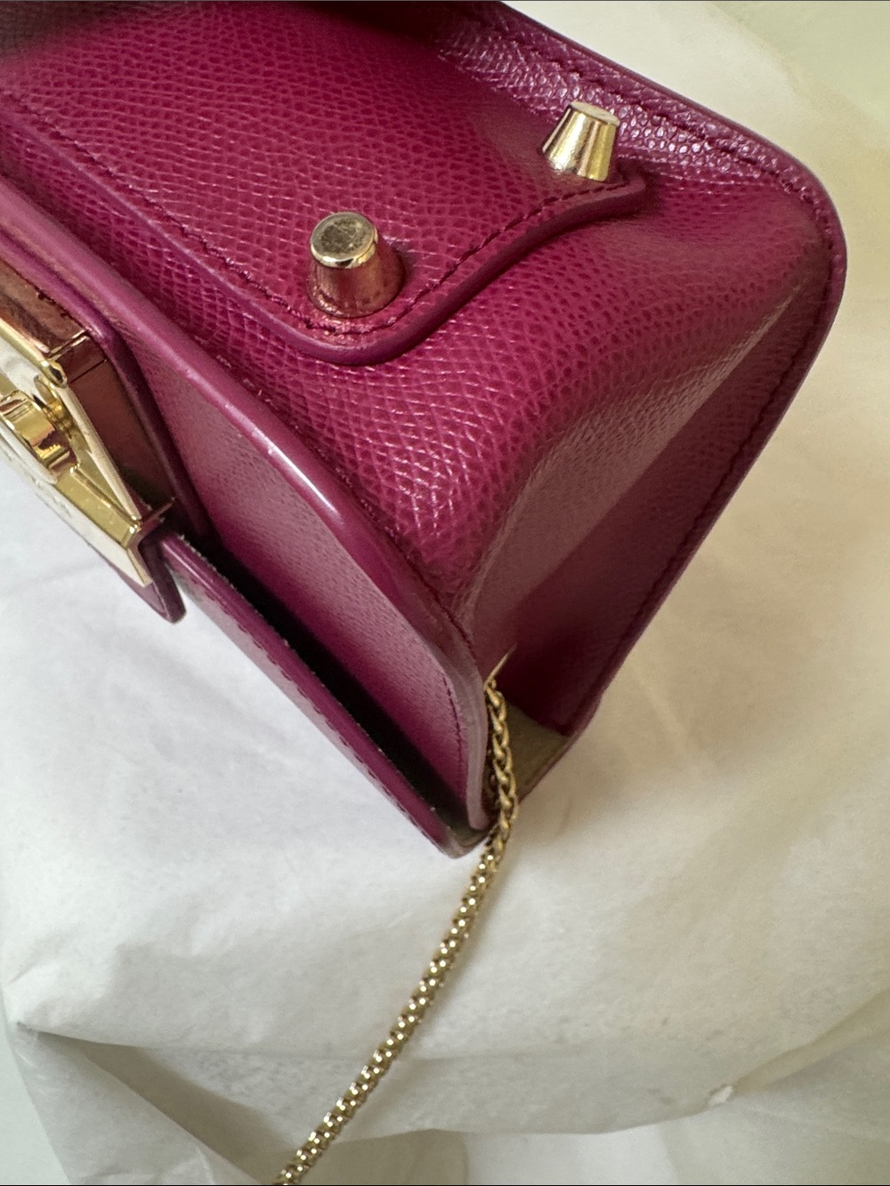 Furla Metropolis Berry Leather and chain Crossbody with Gold Hardware - Picture 4 of 15